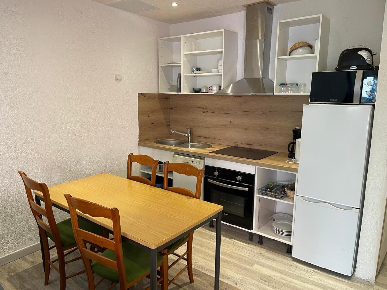 Apart'Hotel Les 4 Sources Corbes Exterior photo